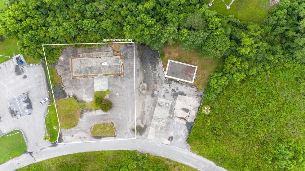 61 Charles Frazier Cir, Yemassee, SC à vendre - Photo de l’immeuble – Image 2 sur 23