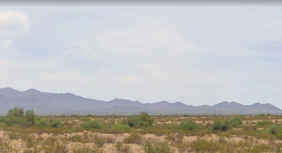 230th Ave and Bunker Peak Rd, Wittmann, AZ à vendre - Photo de l’immeuble – Image 2 sur 4