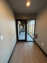 109 S Canopy St, Lincoln, NE à louer Photo de l’immeuble– Image 1 sur 10