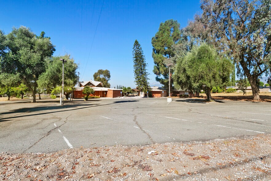 7070 Palm Ave, Highland, CA à vendre - Photo de l’immeuble – Image 3 sur 35