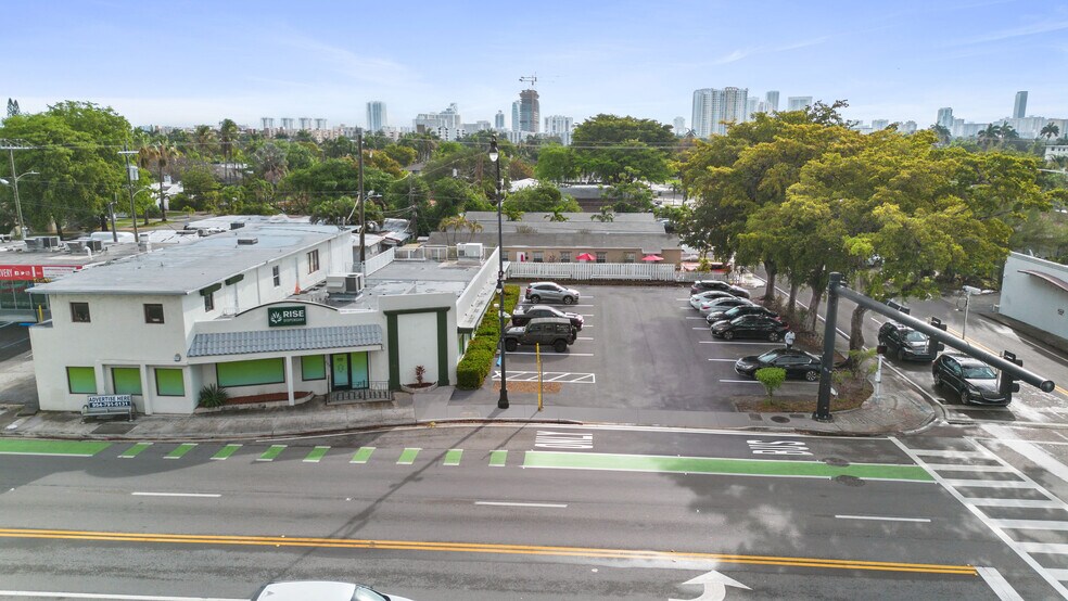 308 N Federal Hwy, Hallandale Beach, FL à vendre - Photo principale – Image 1 sur 11