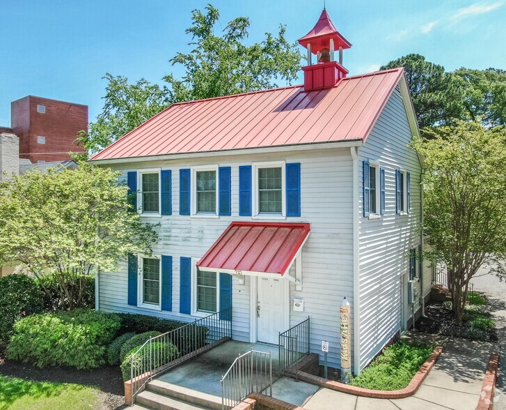 727 Mcgilvary St, Fayetteville, NC à vendre - Photo principale – Image 1 sur 13