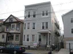 310-312 Hamilton Ave, Paterson, NJ à vendre - Photo principale – Image 1 sur 1