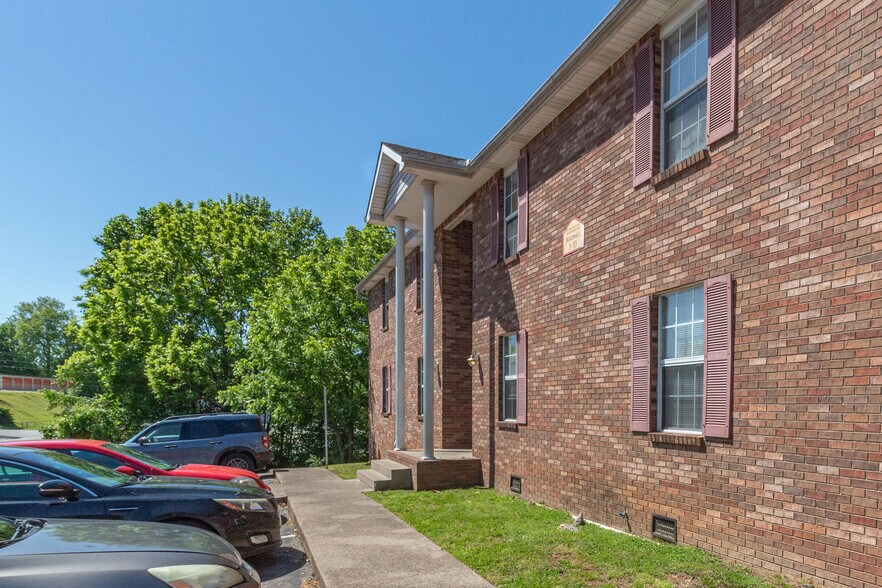 155 Jack Miller Blvd, Clarksville, TN à vendre - Photo de l’immeuble – Image 3 sur 46