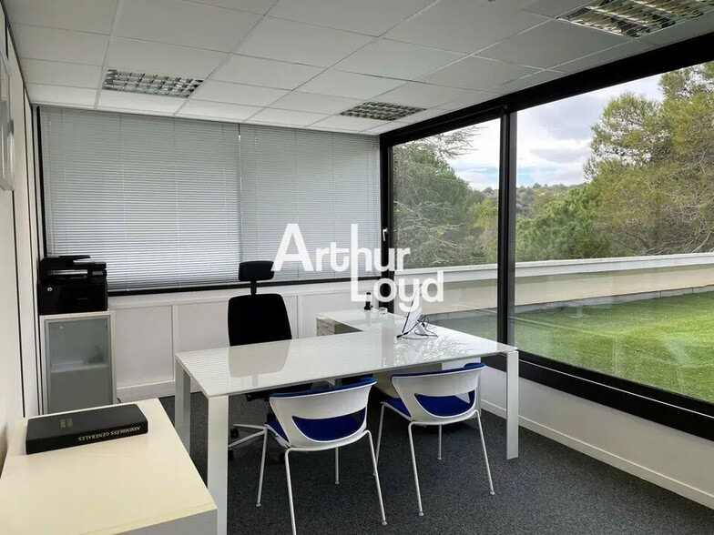 Bureau dans Valbonne à louer - Photo de l’immeuble – Image 3 sur 4