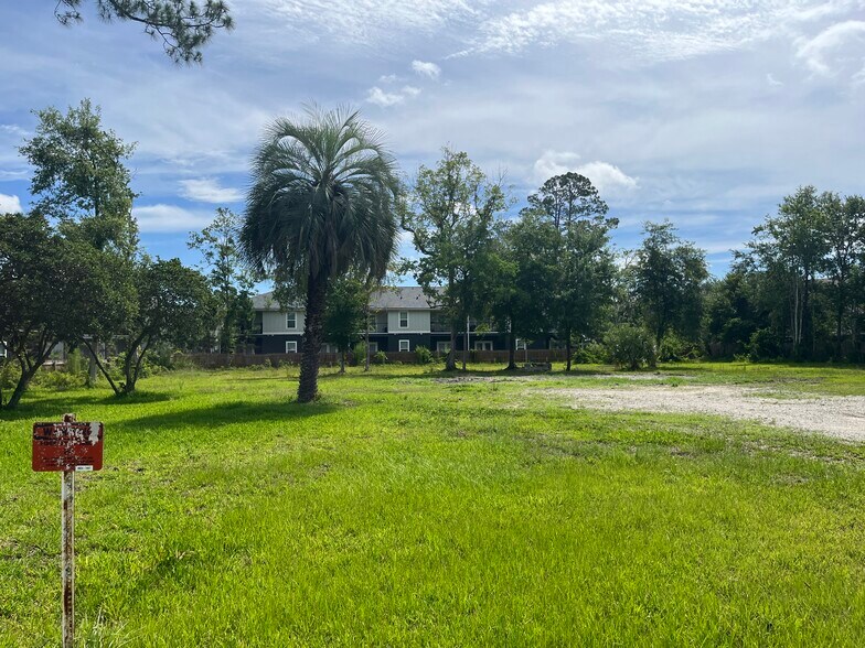 10117 Old St Augustine, Jacksonville, FL à vendre - Photo de l’immeuble – Image 1 sur 31