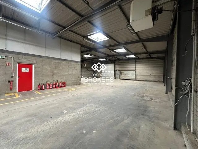 566 Avenue Jean Moulin, Jaux à louer - Photo de l’immeuble – Image 1 sur 3