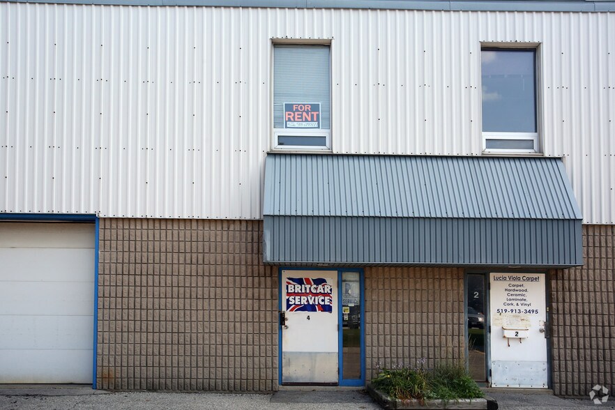 1033 Pattullo Ave, Woodstock, ON à louer - Photo de l’immeuble – Image 2 sur 6