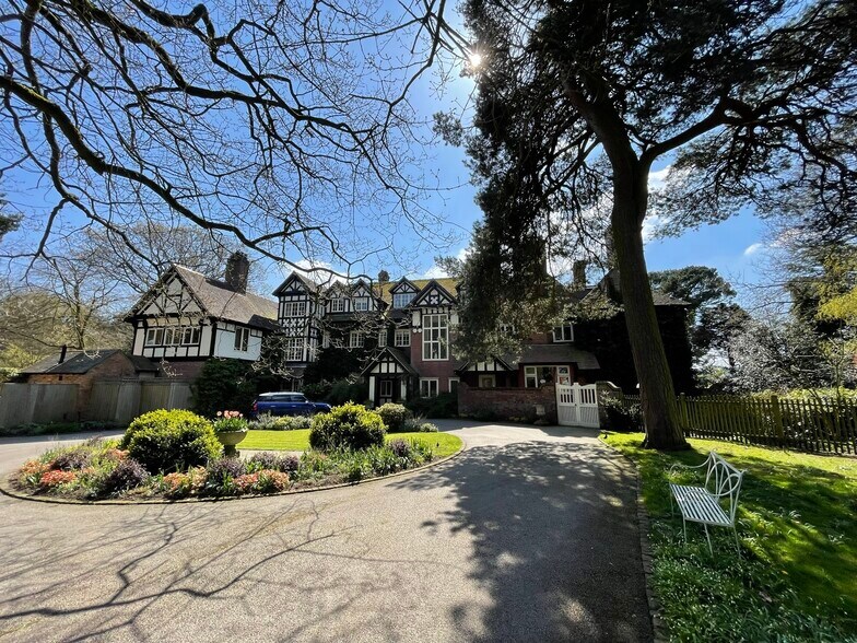 Chester Rd, Northwich à vendre - Photo principale – Image 1 sur 18