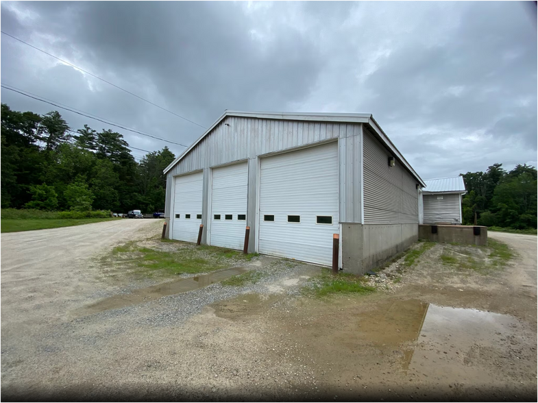 212 Depot Rd, Auburn, NH à vendre - Photo de l’immeuble – Image 3 sur 14