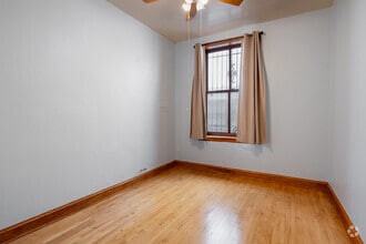 4800 N Milwaukee Ave, Chicago, IL à louer Photo intérieure– Image 2 sur 2