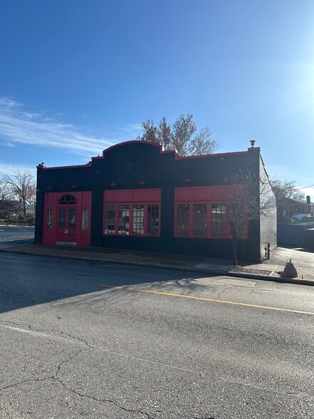 4200 S Grand Blvd, Saint Louis, MO à louer - Photo de l’immeuble – Image 2 sur 14
