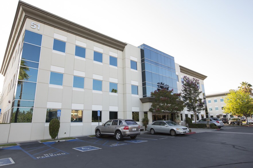 51 N 5th Ave, Arcadia, CA à louer - Photo principale – Image 3 sur 7