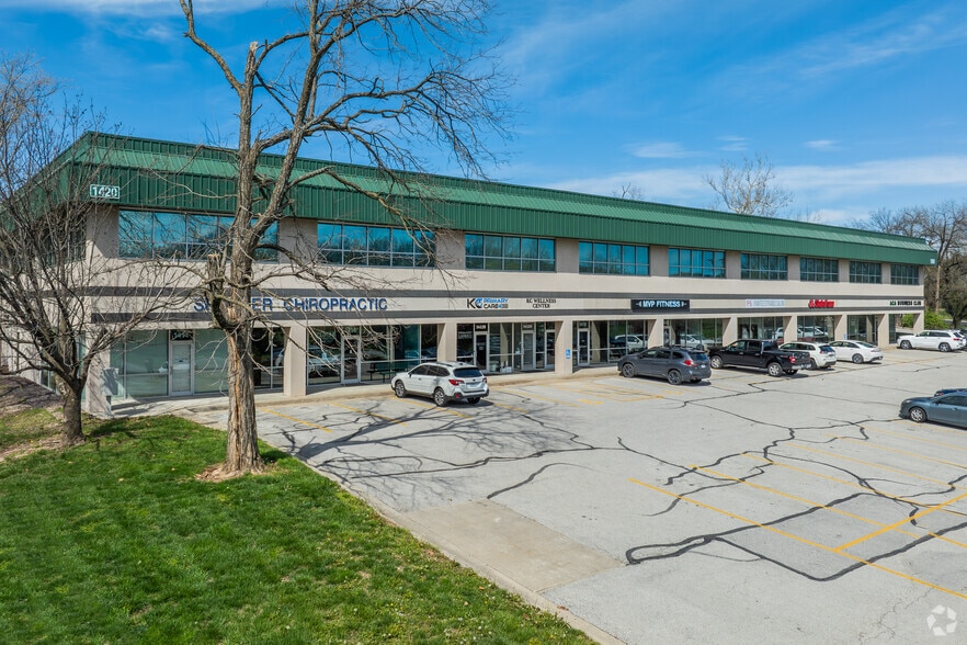 1400-1420 NW Vivion Rd, Kansas City, MO à louer - Photo principale – Image 2 sur 11