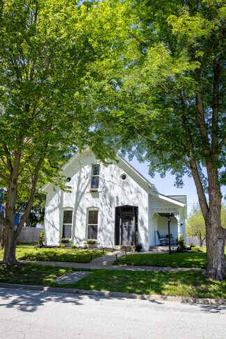 Plus de détails pour 324 W North St, Lebanon, IN - Spécialisé à vendre