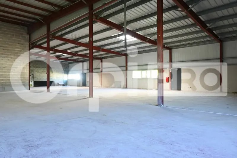 Local d'activités dans Bourgoin-Jallieu à vendre Photo intérieure– Image 1 sur 7