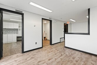 1162 Raritan Rd, Clark, NJ à vendre Photo intérieure– Image 2 sur 17