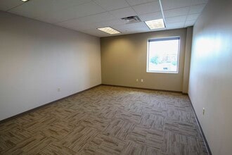 425 Michigan Ave, Buffalo, NY à louer Photo intérieure– Image 2 sur 21