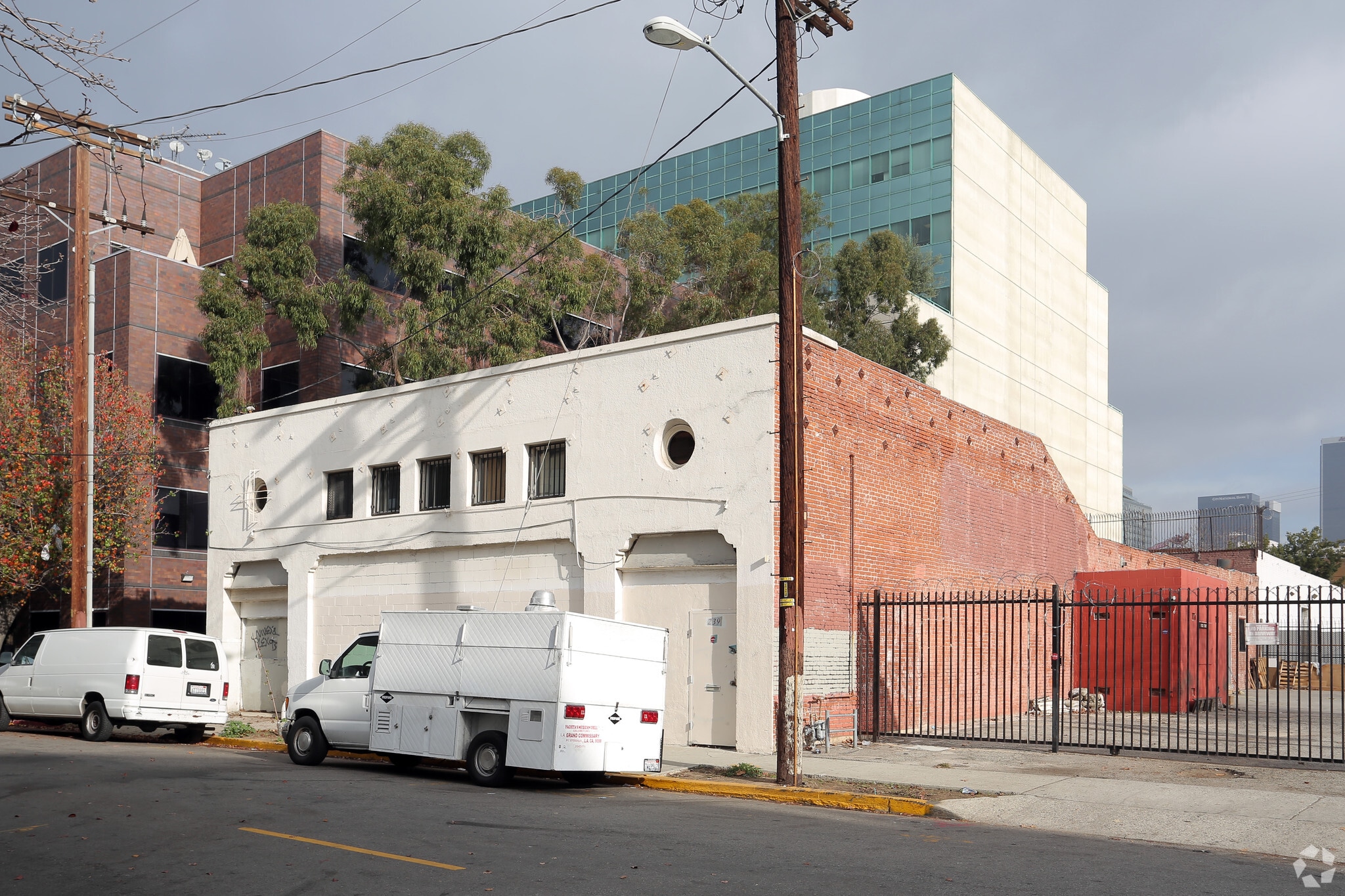 239-241 W 15th St, Los Angeles, CA à louer Photo principale– Image 1 sur 10