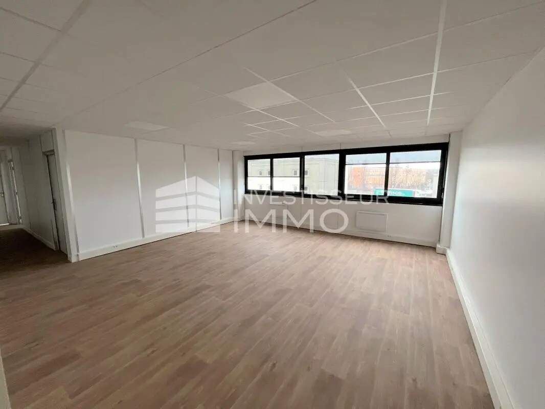Bureau dans Wissous à louer Photo intérieure– Image 1 sur 4