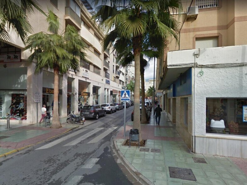 Bureau dans El Ejido, Almería à vendre - Photo de l’immeuble – Image 2 sur 13