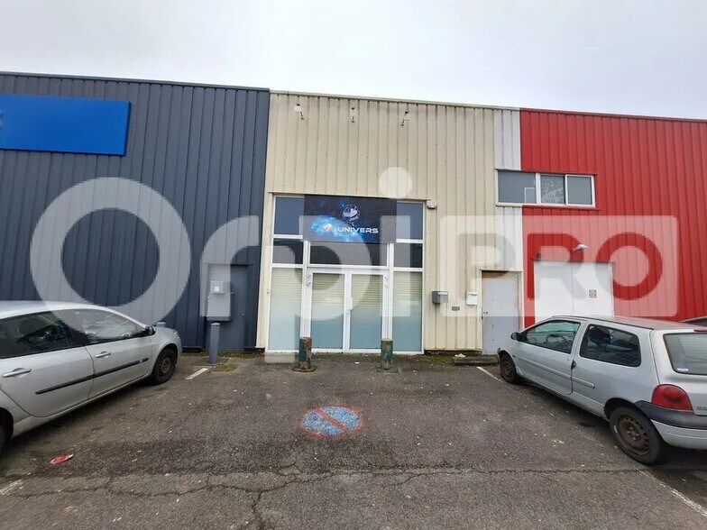 Local commercial dans Compiègne à louer - Photo de l’immeuble – Image 1 sur 7