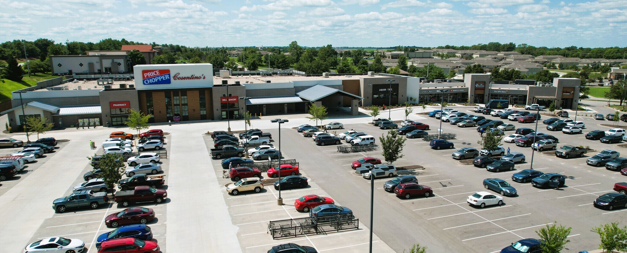 917-937 NE Woods Chapel Rd, Lees Summit, MO à louer Photo de l’immeuble– Image 1 sur 7