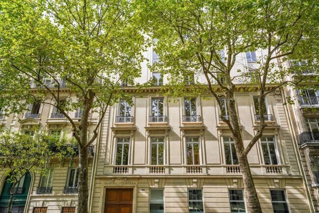 Plus de détails pour 19 Avenue De Messine, Paris - Bureau à louer