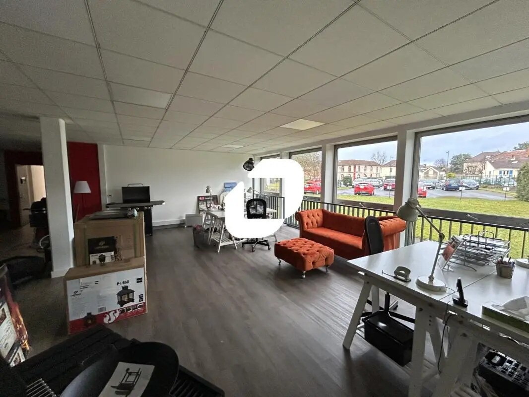 Bureau dans Avon à louer Photo intérieure– Image 1 sur 11