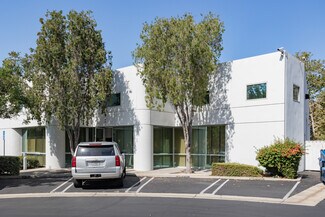 Plus de détails pour 23671-23675 Via Del Rio, Yorba Linda, CA - Local d’activités à vendre
