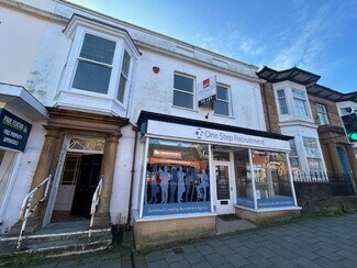 Plus de détails pour 32 Fore St, Chard - Bureau, Local commercial à louer