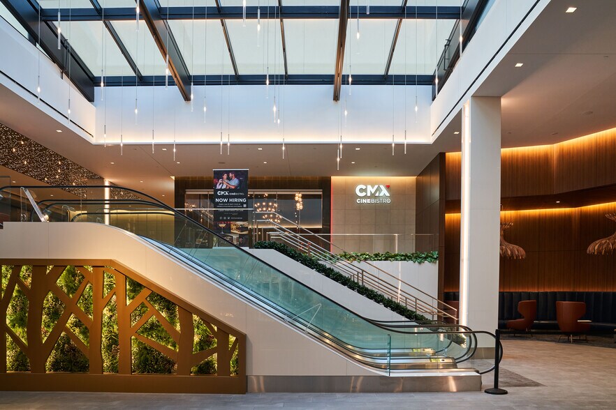 1651-2255 International Dr, McLean, VA à louer - Photo de l’immeuble – Image 3 sur 8