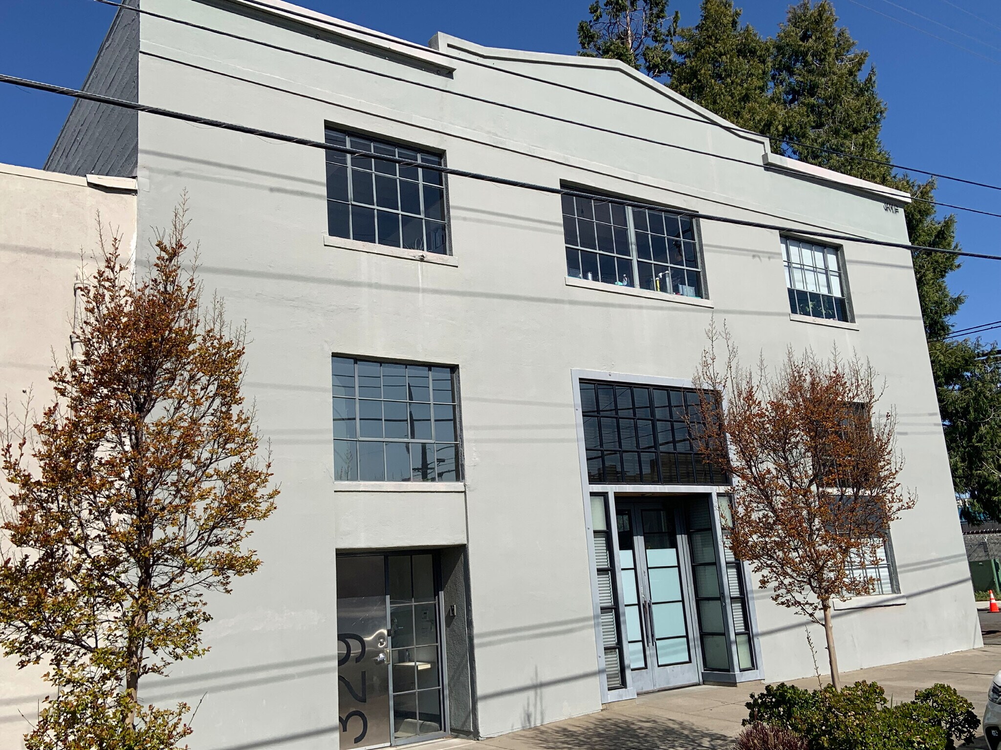 329-331 Jefferson St, Oakland, CA à louer Photo principale– Image 1 sur 2