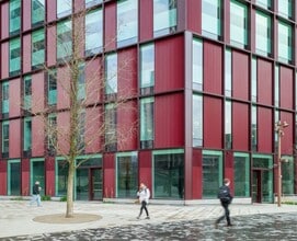 Dingwall Rd, Croydon à louer Photo de l’immeuble– Image 1 sur 4