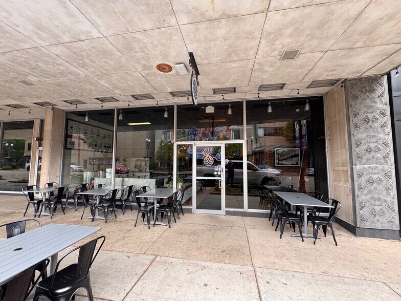 814-818 La Salle St, Ottawa, IL à vendre - Photo de l’immeuble – Image 2 sur 4