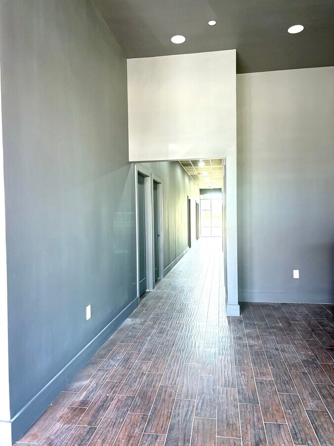 4041 S Custer Rd, McKinney, TX 75070 - Lot 2140 - - Photo intérieure - Image 2 of 9