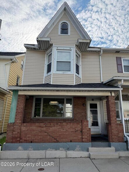 71 N Kennedy St, Mcadoo, PA à vendre - Photo de l’immeuble – Image 1 sur 18