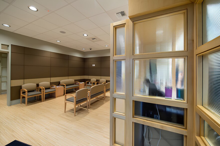 2500 Squalicum Pky, Bellingham, WA à vendre - Photo intérieure – Image 3 sur 14