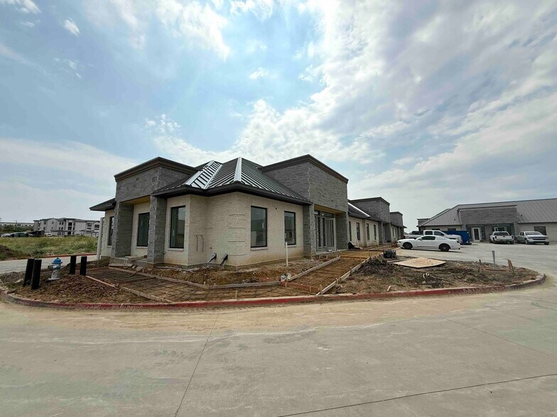 3925 S Preston Rd, Celina, TX à vendre - Photo de la construction – Image 3 sur 8