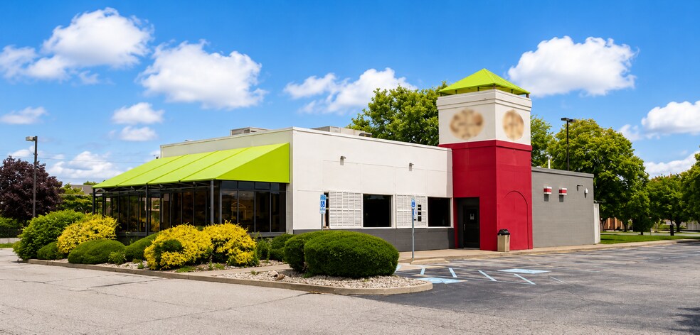 8401 S Madison Ave, Indianapolis, IN à louer - Photo de l’immeuble – Image 1 sur 4