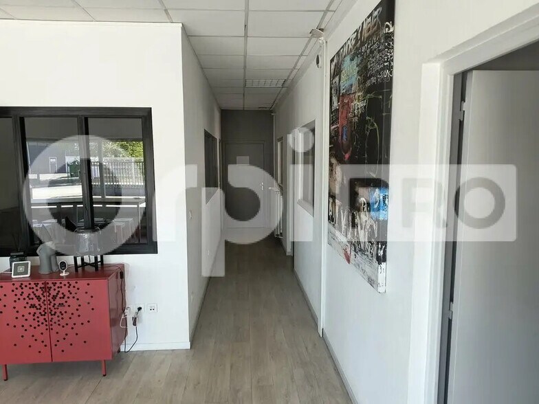 Bureau dans Cormontreuil à louer - Photo de l’immeuble – Image 3 sur 7