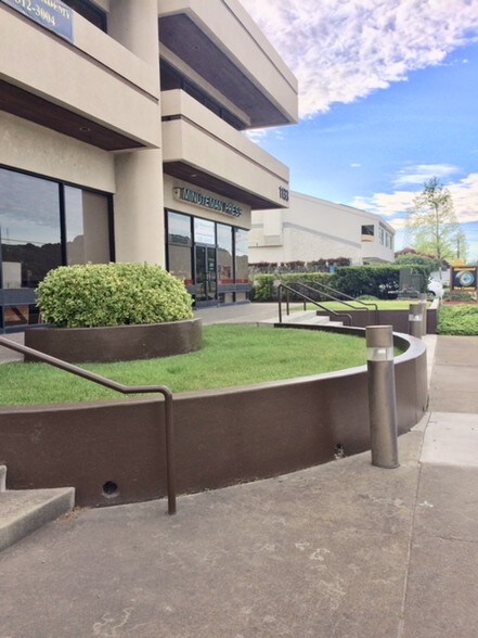 1133 Francisco Blvd E, San Rafael, CA à louer - Autre – Image 2 sur 4