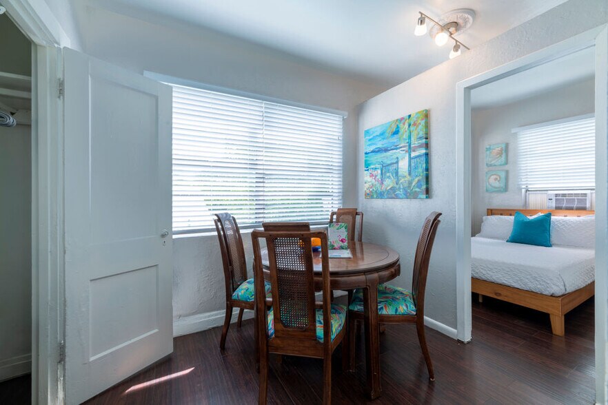 215 N Federal Hwy, Lake Worth, FL à vendre - Photo de l’immeuble – Image 3 sur 65