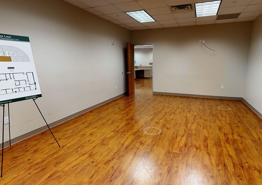 1327 Lake Pointe Pky, Sugar Land, TX à louer - Numérisation 3D Matterport – Image 2 sur 12