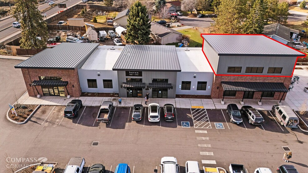 21185 Reed Market Rd, Bend, OR à louer - Photo de l’immeuble – Image 2 sur 20