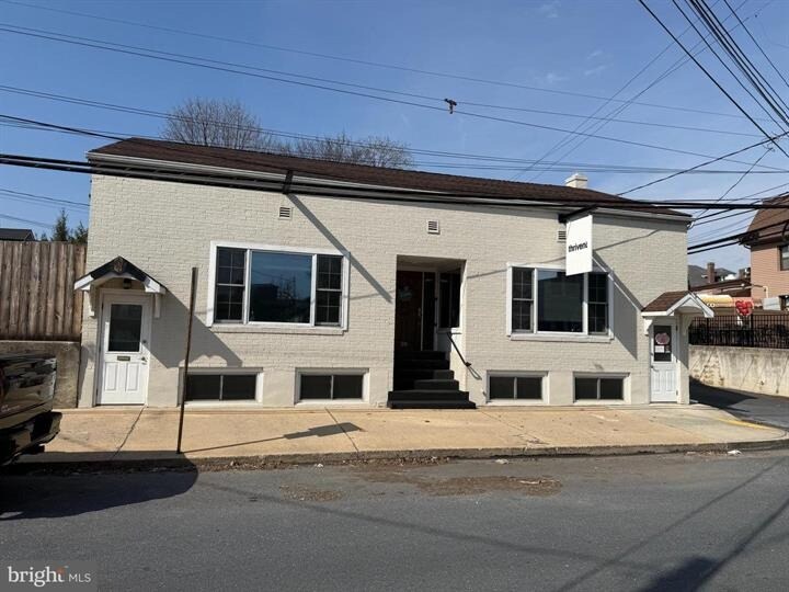 20 Linden Rd, Hershey, PA à louer Photo principale– Image 1 sur 9