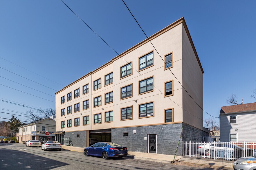 223-225 Rosa Parks Blvd, Paterson, NJ à vendre - Photo de l’immeuble – Image 3 sur 6