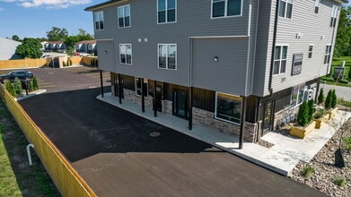 2071 Sweet Home Rd, Buffalo, NY à louer Photo de l’immeuble– Image 2 sur 14