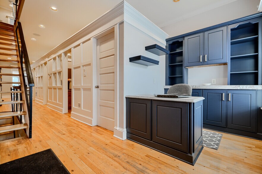 3211 Eastern Ave, Baltimore, MD à vendre - Photo intérieure – Image 3 sur 18