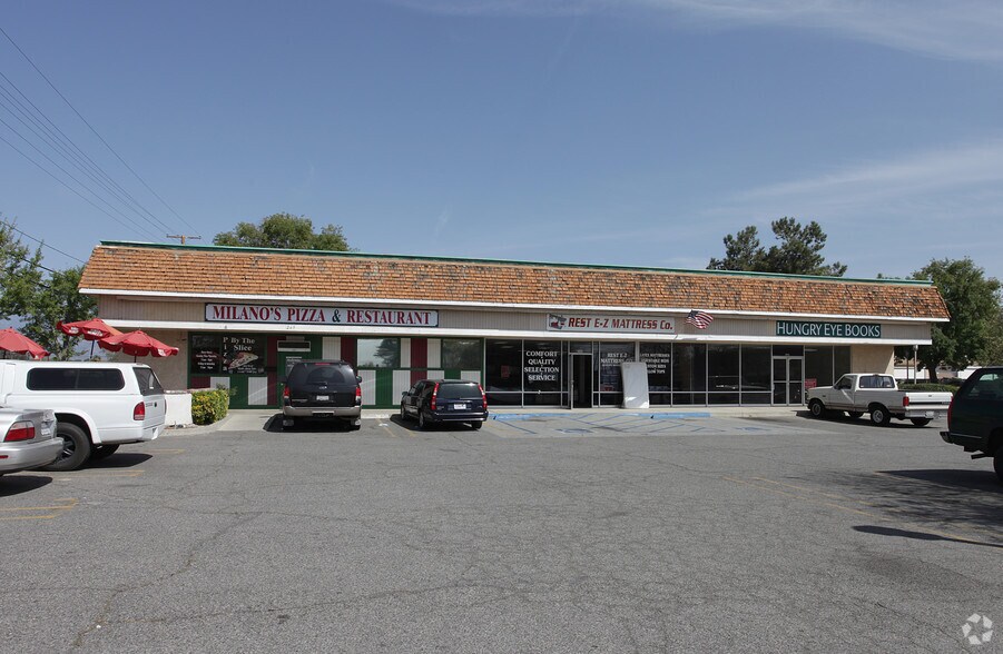 103-269 E Stetson Ave, Hemet, CA à louer - Photo de l’immeuble – Image 2 sur 3